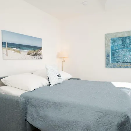 Kaiserhof 38 Muschelkrebs *