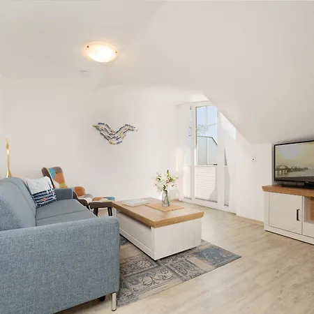 Muschelkrebs Mit Balkon Im Kaiserhof 3 *