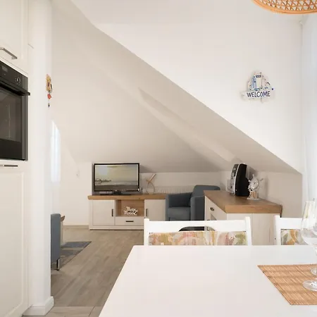 Muschelkrebs Mit Balkon Im Kaiserhof 3 *